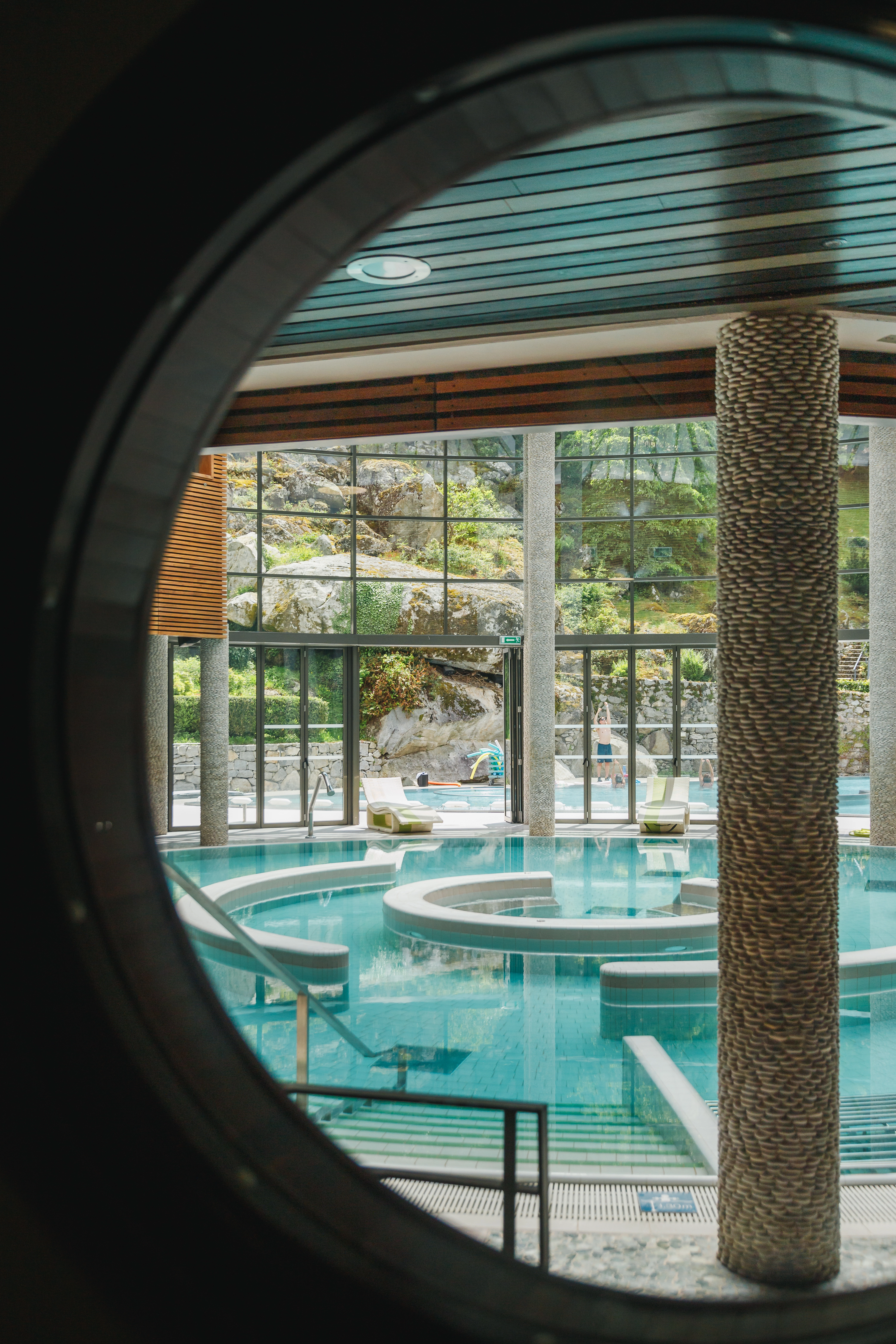 REPORT D'OUVERTURE AU VENDREDI 6 DÉCEMBRE